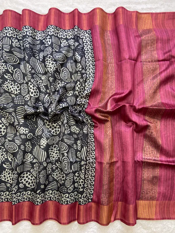 Deepali_Pink_–_Row_of_Lamps_Diwali_Special_|_Soft_Tussar_Silk_Saree_with_Print,_Border_&_Contrast_Print_Blouse_with_Tassels