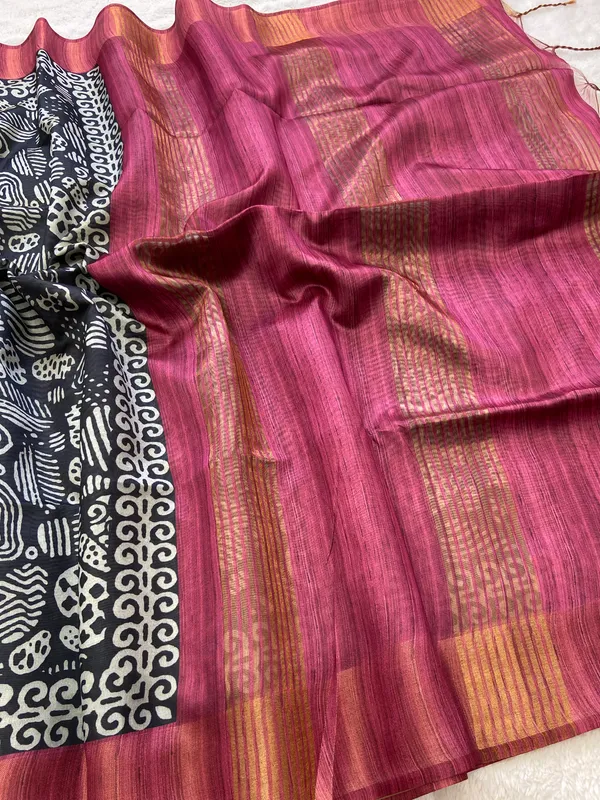 Deepali_Pink_–_Row_of_Lamps_Diwali_Special_|_Soft_Tussar_Silk_Saree_with_Print,_Border_&_Contrast_Print_Blouse_with_Tassels