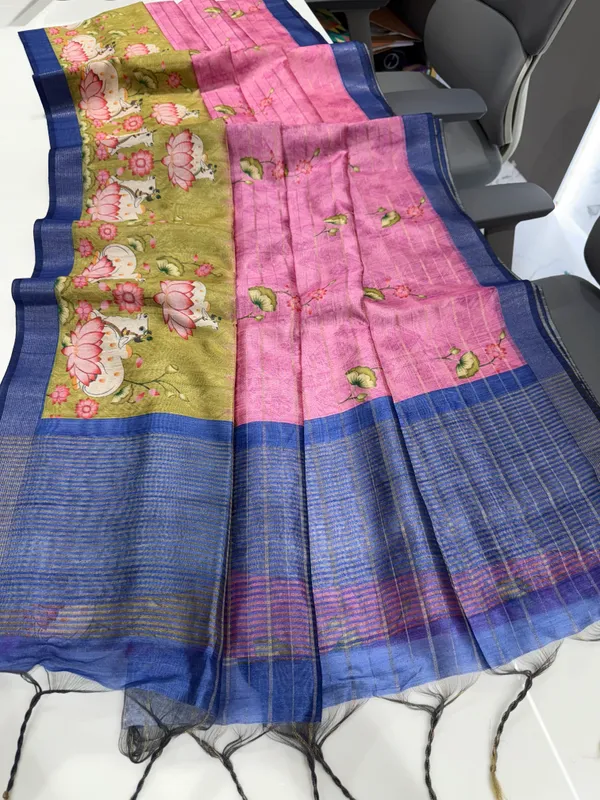 Soft_Semi_Tussar_Silk_sarees_with_Beautiful_Digital_Print_With_Attractive_Border_And_Contrast_Print_Blouse_With_Tassels
