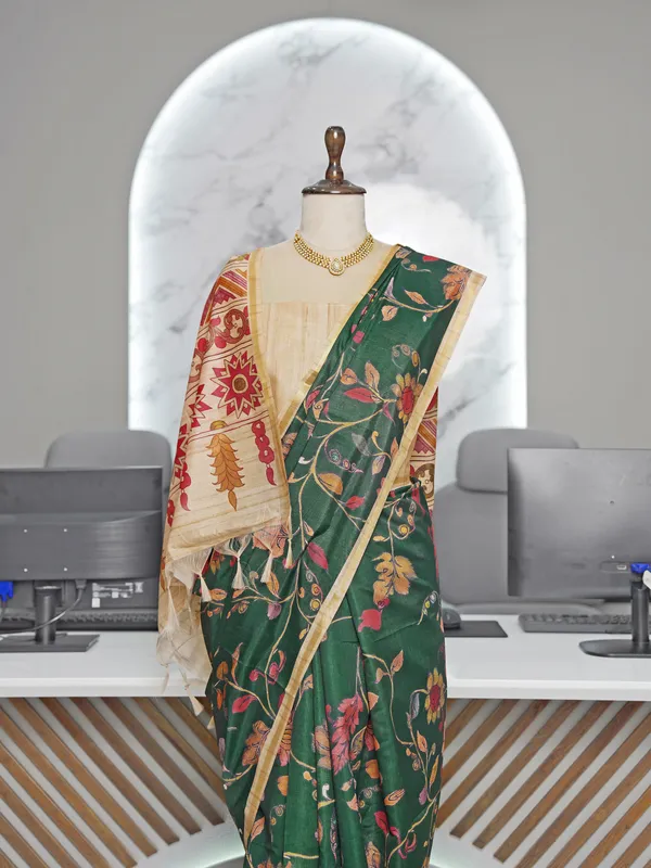 Soft_Tussar_Silk_sarees_with_Beautiful_Digital_Print_With_Attractive_Border_And_Contrast_Print_Blouse_With_Tassels
