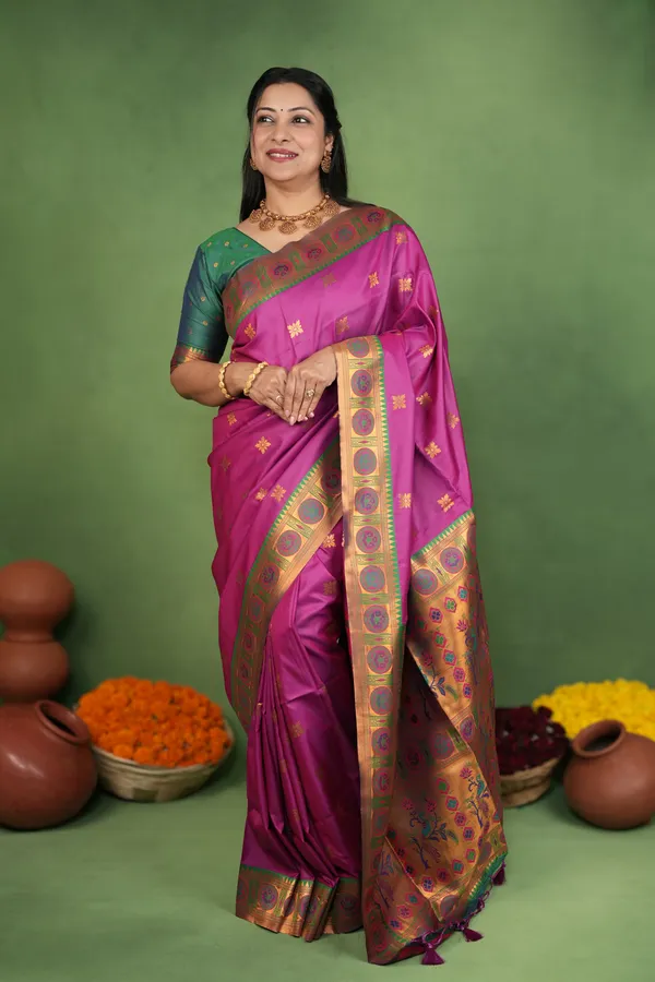Premium_Soft_Paithani_Silk_sarees_With_Beautiful_Weaving_Pattern_With_Attractive_Rich_Pallu_And_Border_And_Weaving_Blouse_With_Tassels