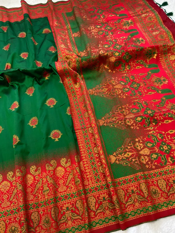 Premium_Soft_Paithani_Silk_sarees_With_Beautiful_Weaving_Pattern_With_Attractive_Rich_Pallu_And_Border_And_Weaving_Blouse_With_Tassels