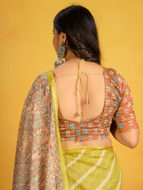 Jemisha_Orange_&_Yellow_–_Diwali_Special_|_Soft_Semi_Tussar_Silk_Saree_with_Digital_Print,_Border_&_Contrast_Print_Blouse_with_Tassels