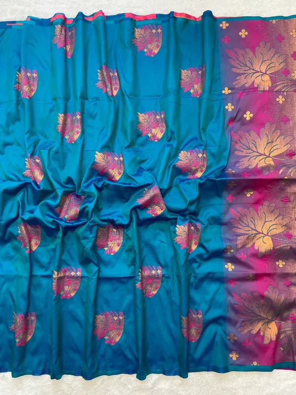 Premium_Soft_Silk_sarees_with_Beautiful_Weaving_Zari_With_Attractive_Two_Tone_Design_And_Weaving_Design_Blouse_With_Tassels