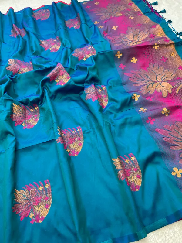 Premium_Soft_Silk_sarees_with_Beautiful_Weaving_Zari_With_Attractive_Two_Tone_Design_And_Weaving_Design_Blouse_With_Tassels