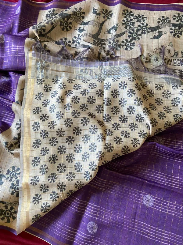 Soft_Semi_Tussar_Silk_sarees_with_Beautiful_Digital_Print_With_Attractive_Border_And_Contrast_Print_Blouse_With_Tassels