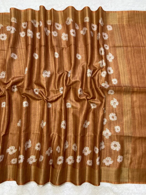Geetika_Coffee_Brown_–_Melodic_Aesthetic_Edit_for_You_|_Soft_Tussar_Silk_Saree_with_Digital_Print,_Checks_Design_Saree_&_Digital_Print_Blouse