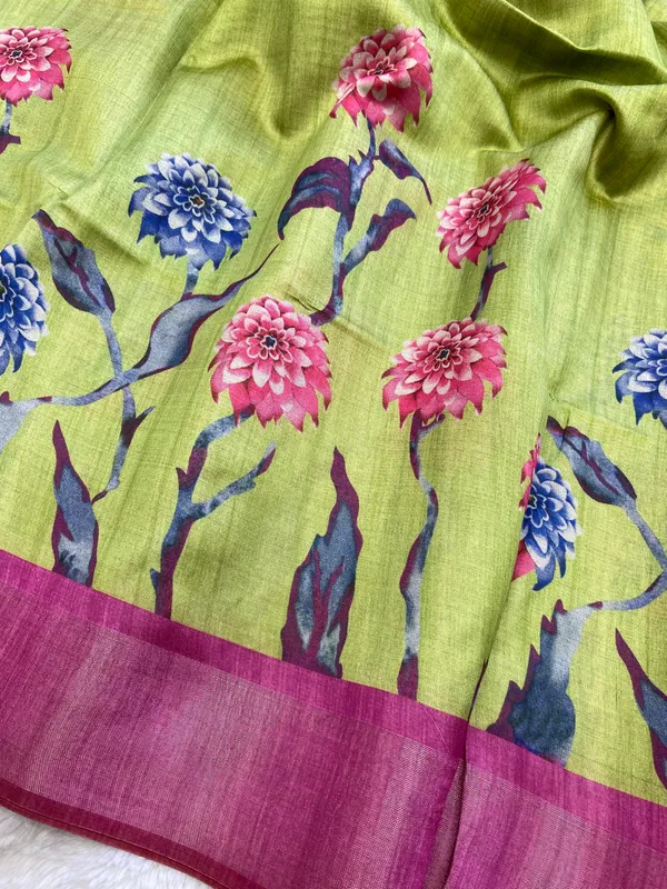 Soft_Tussar_Silk_sarees_with_Beautiful_Print_With_Attractive_Border_And_Contrast_Print_Blouse_With_Tassels