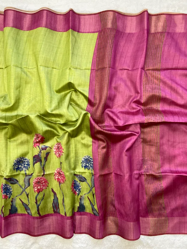 Soft_Tussar_Silk_sarees_with_Beautiful_Print_With_Attractive_Border_And_Contrast_Print_Blouse_With_Tassels