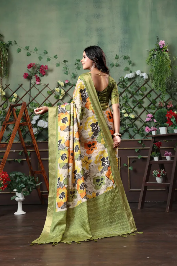 Soft_Tussar_Silk_sarees_with_Beautiful_Digital_Print_With_Attractive_Border_And_Contrast_Print_Blouse_With_Tassels