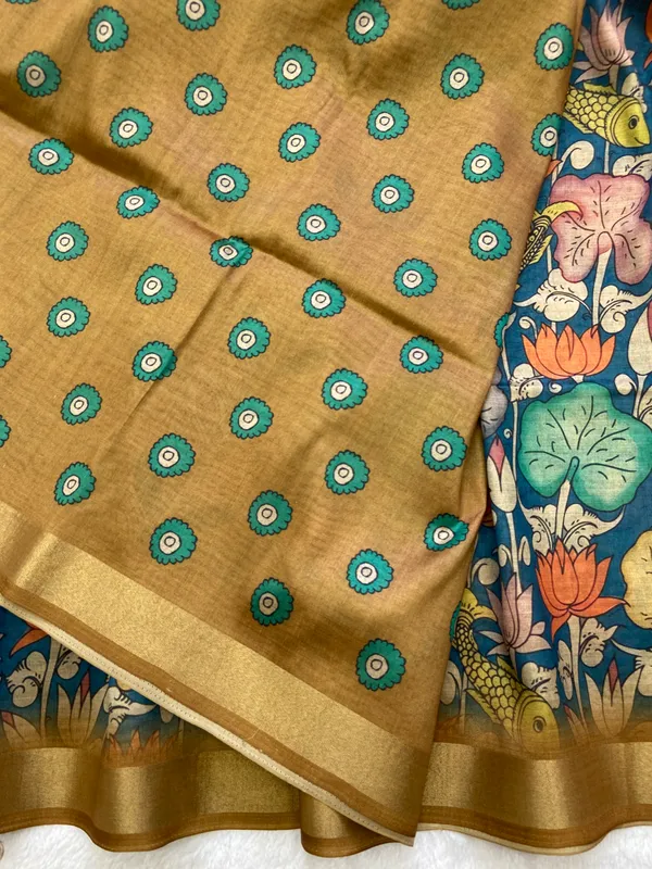Soft_Tussar_Silk_sarees_with_Beautiful_Digital_Print_With_Attractive_Border_And_Contrast_Print_Blouse_With_Tassels