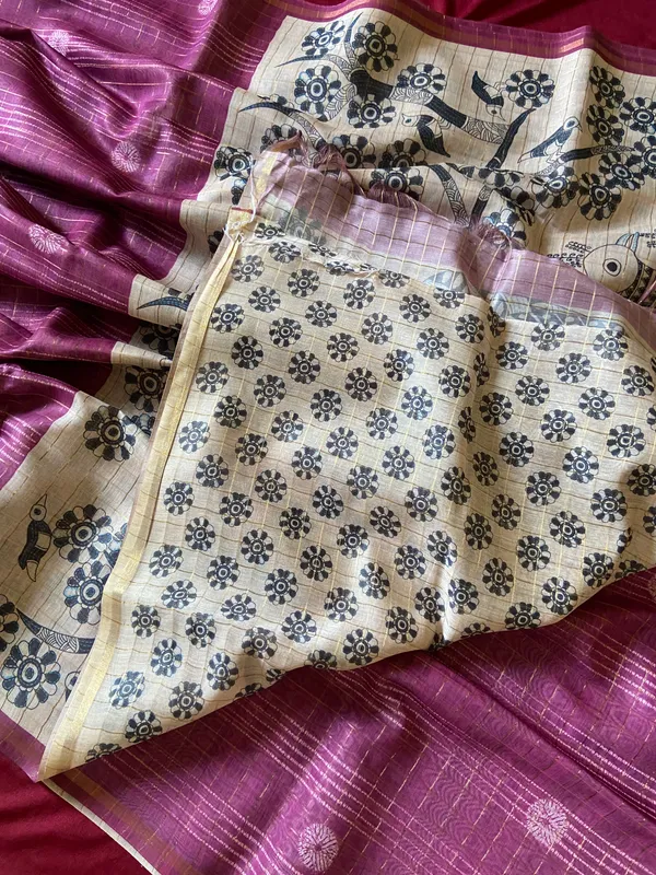 Soft_Semi_Tussar_Silk_sarees_with_Beautiful_Digital_Print_With_Attractive_Border_And_Contrast_Print_Blouse_With_Tassels