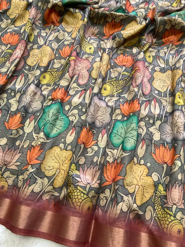 Soft_Tussar_Silk_sarees_with_Beautiful_Digital_Print_With_Attractive_Border_And_Contrast_Print_Blouse_With_Tassels