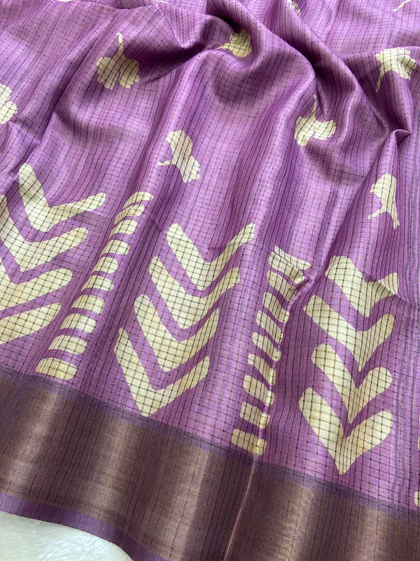 Kanika_Wine_–_Checks_Design_Aesthetic_Edit_for_You_|_Soft_Tussar_Silk_Saree_with_Digital_Print,_Checks_Design_Saree_&_Digital_Print_Blouse