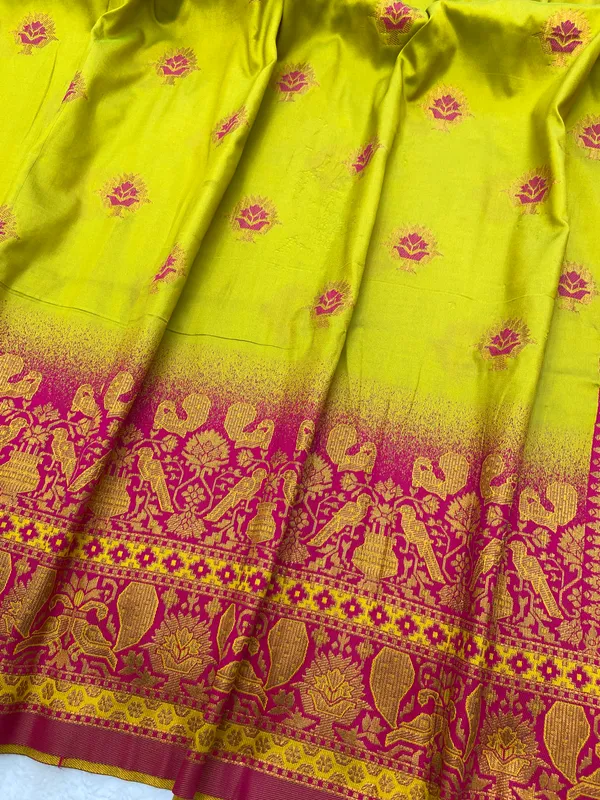 Premium_Soft_Paithani_Silk_sarees_With_Beautiful_Weaving_Pattern_With_Attractive_Rich_Pallu_And_Border_And_Weaving_Blouse_With_Tassels