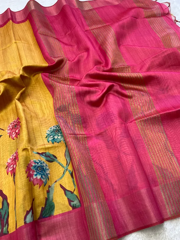 Soft_Tussar_Silk_sarees_with_Beautiful_Print_With_Attractive_Border_And_Contrast_Print_Blouse_With_Tassels