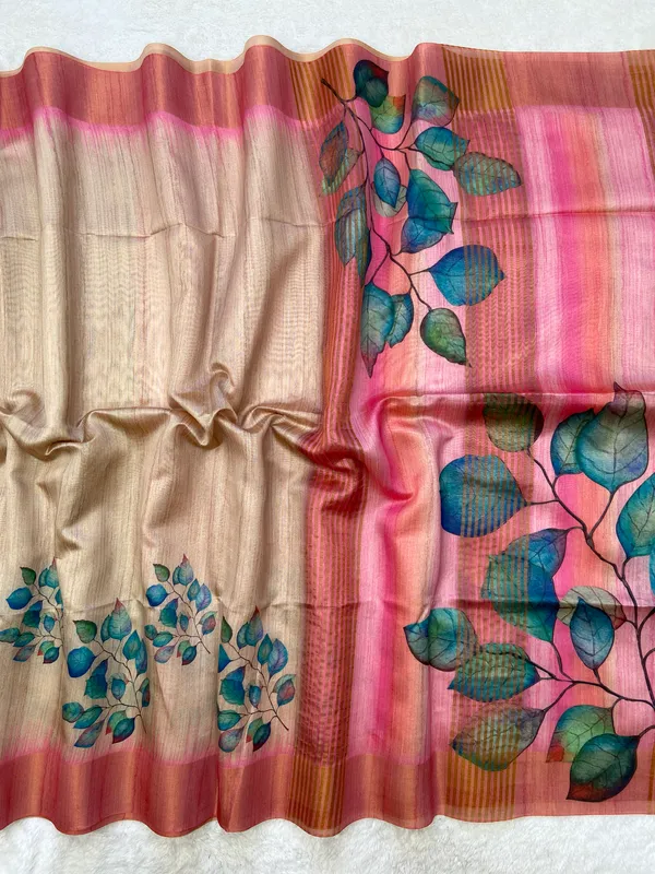 Divisha_Pink_–_Navratri_Special_|_Soft_Tussar_Silk_Saree_with_Print,_Border_&_Contrast_Print_Blouse_with_Tassels