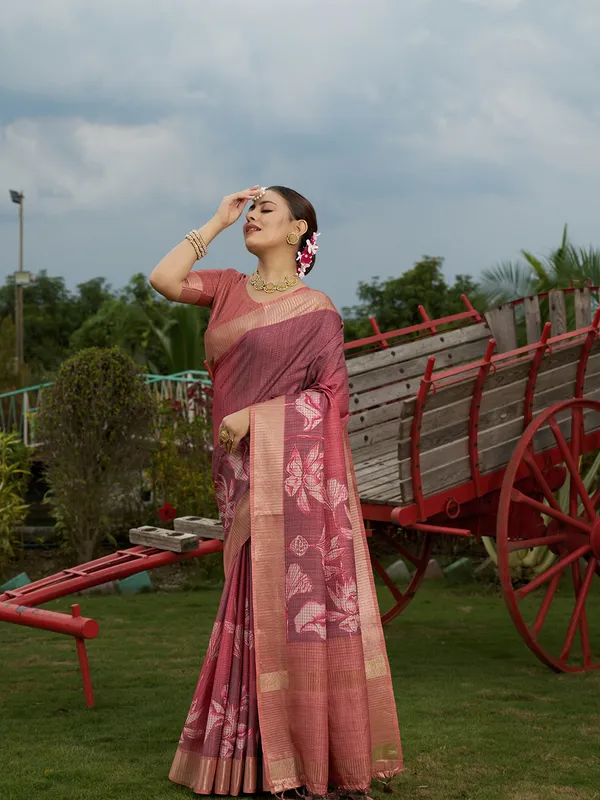Mohini_Peach_&_Maroon_–_Enchanting_Aesthetic_Edit_for_You_|_Soft_Tussar_Silk_Saree_with_Digital_Print,_Checks_Design_Saree_&_Digital_Print_Blouse