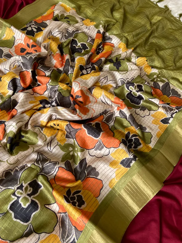 Soft_Tussar_Silk_sarees_with_Beautiful_Digital_Print_With_Attractive_Border_And_Contrast_Print_Blouse_With_Tassels