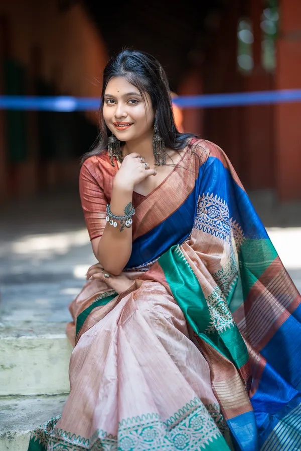 Bhanumati_Coffee_Brown_–_Aesthetic_Edit_for_You_|_Soft_Tussar_Silk_Saree_with_Print,_Border_&_Contrast_Print_Blouse_with_Tassels