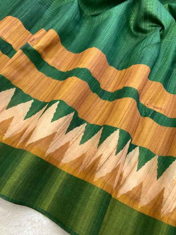 Libni_Green_–_Navratri_Special_|_Soft_Tussar_Silk_Saree_with_Print,_Border_&_Contrast_Print_Blouse_with_Tassels