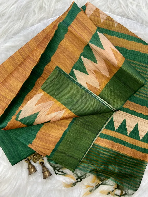 Libni_Green_–_Navratri_Special_|_Soft_Tussar_Silk_Saree_with_Print,_Border_&_Contrast_Print_Blouse_with_Tassels