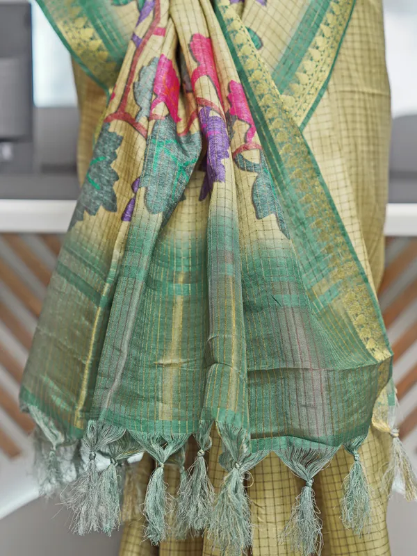 Soft_Tussar_Silk_sarees_with_Beautiful_Digital_Print_With_Attractive_Checks_Design_Saree_And_Digital_Print_Blouse_With_Tassels