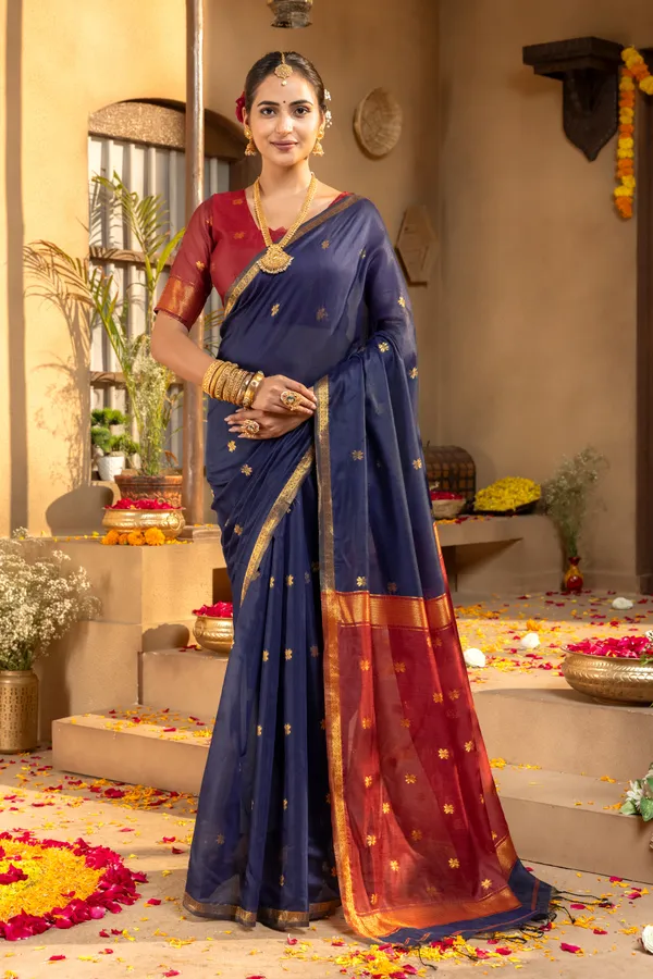 Jasleen_Red_&_Blue_–_Wedding_Special_|_Original_Maheswari_Cotton_Silk_Saree_with_Kanchipuram_Rich_Gold-Toned_Woven_Butti_Zari_Work,_Zari_Border