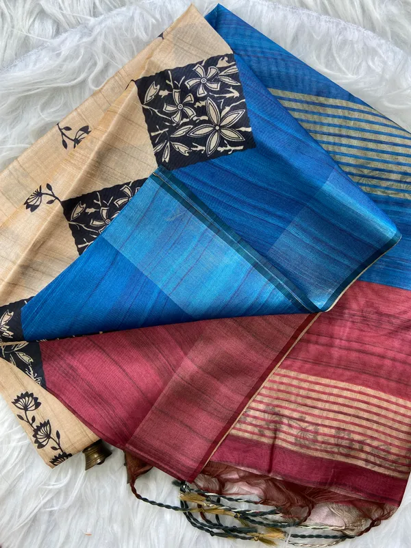 Soft_Tussar_Silk_sarees_with_Beautiful_Print_With_Attractive_Border_And_Contrast_Print_Blouse_With_Tassels