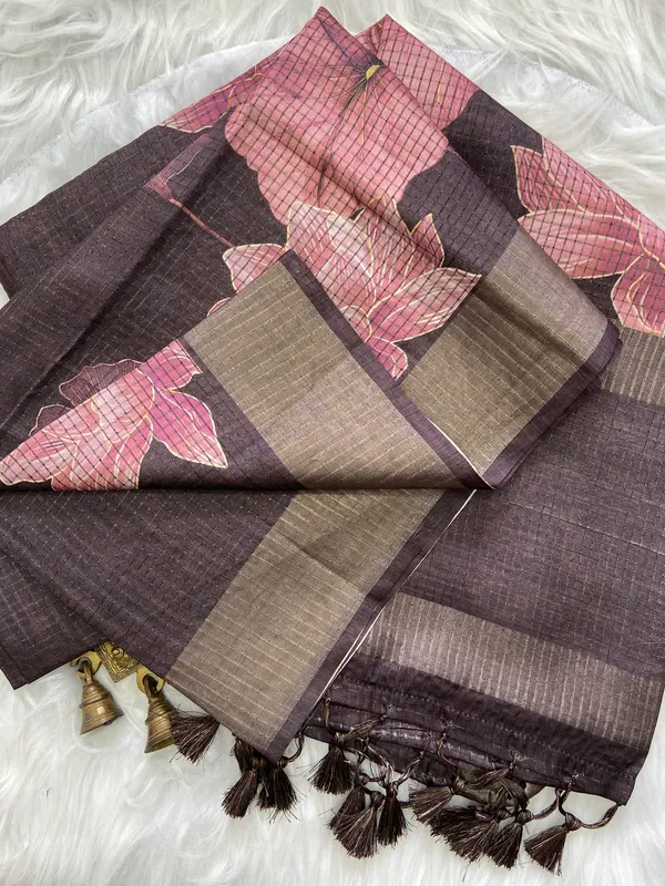 Suhasini_Coffee_Brown_–_Smiling_Aesthetic_Edit_for_You_|_Soft_Tussar_Silk_Saree_with_Digital_Print,_Checks_Design_Saree_&_Digital_Print_Blouse
