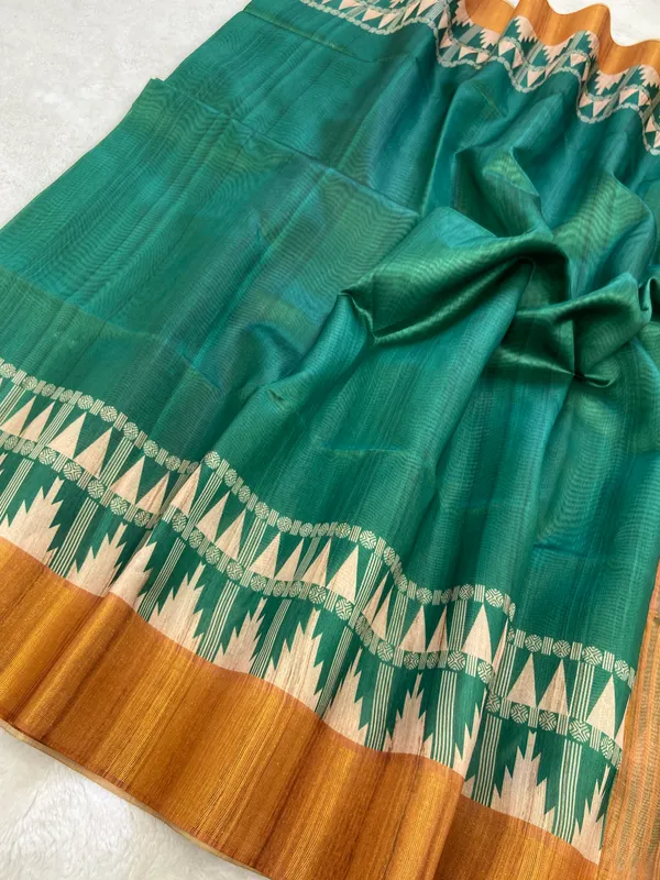 Niharika_Green_–_Dew_Fresh_Navratri_Special_|_Soft_Tussar_Silk_Saree_with_Print,_Border_&_Contrast_Print_Blouse_with_Tassels