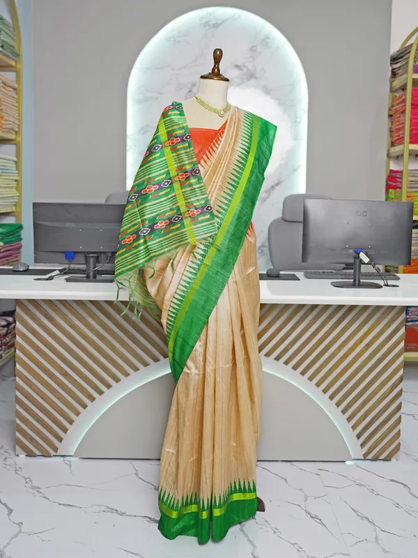 Soft_Tussar_Silk_sarees_with_Beautiful_Digital_Print_With_Attractive_Border_And_Contrast_Print_Blouse_With_Tassels