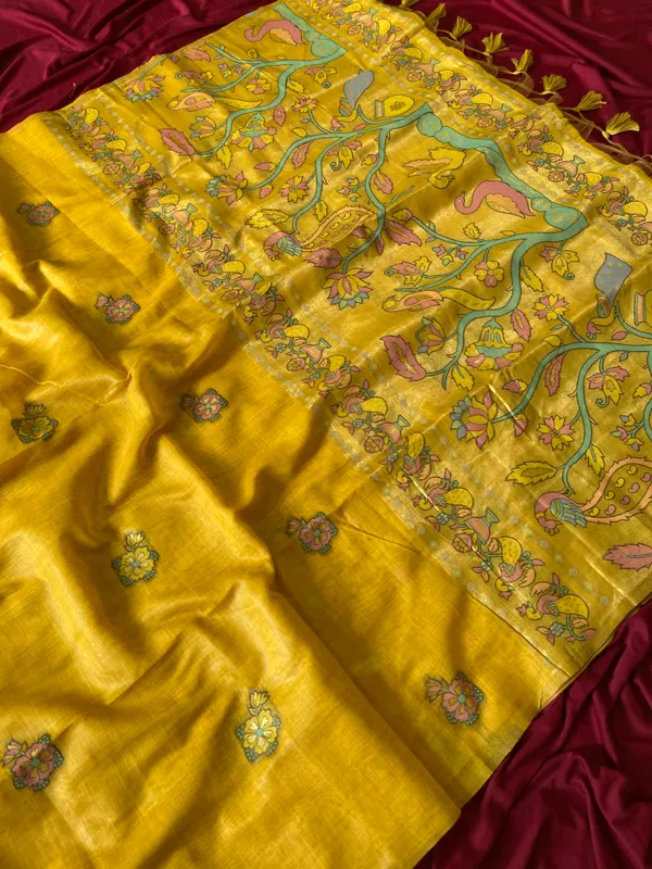 Swan_Yellow_–_Swan_Motif_Wedding_Special_|_Premium_Soft_Muga_Cotton_Paithani_Saree_with_Weaving_Design_Featuring_Jungle_Theme_&_Swan_Motifs_Pallu