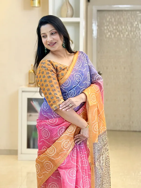 Soft_Semi_Tussar_Silk_sarees_with_Beautiful_Digital_Print_With_Attractive_Border_And_Contrast_Print_Blouse_With_Tassels