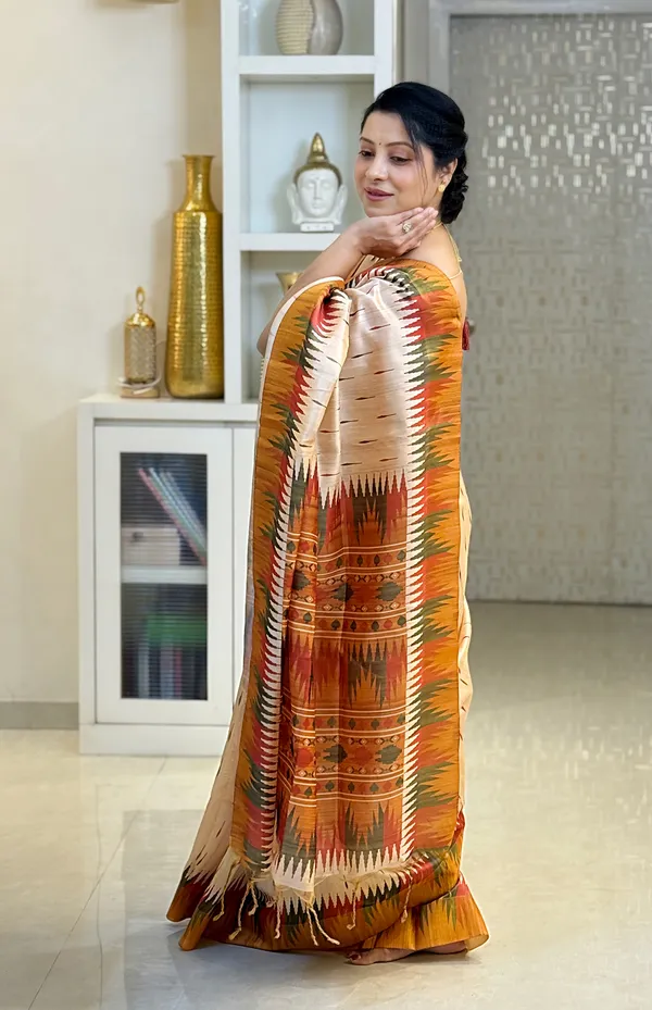 Soft_Tussar_Silk_sarees_with_Beautiful_Print_With_Attractive_Border_And_Contrast_Print_Blouse_With_Tassels