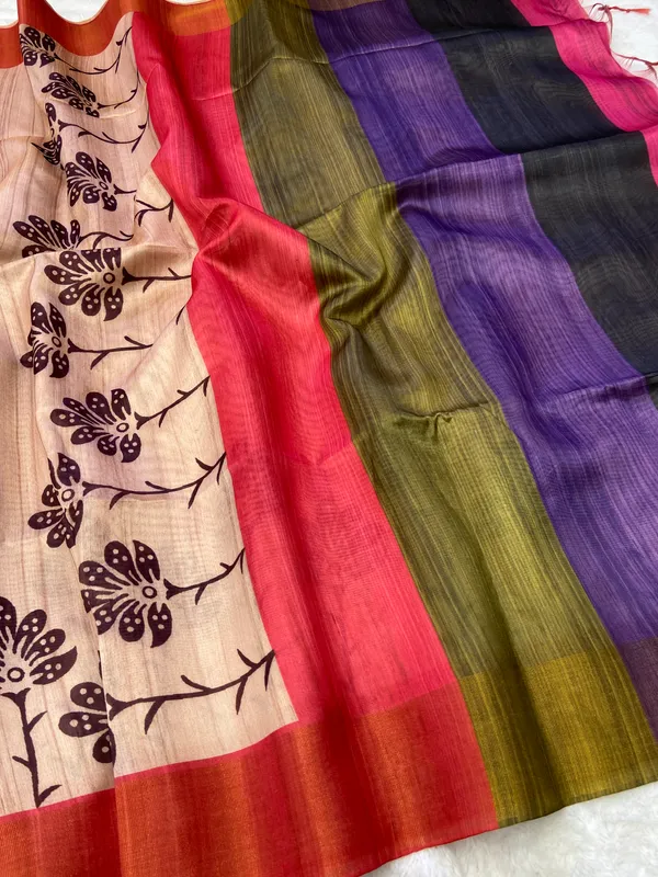 Ziana_Pink_–_Navratri_Special_|_Soft_Tussar_Silk_Saree_with_Print,_Border_&_Contrast_Print_Blouse_with_Tassels