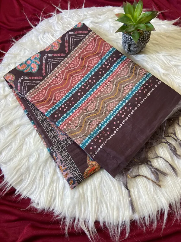 Soft_Tussar_Silk_sarees_with_Beautiful_Digital_Print_With_Attractive_Border_And_Contrast_Print_Blouse_With_Tassels