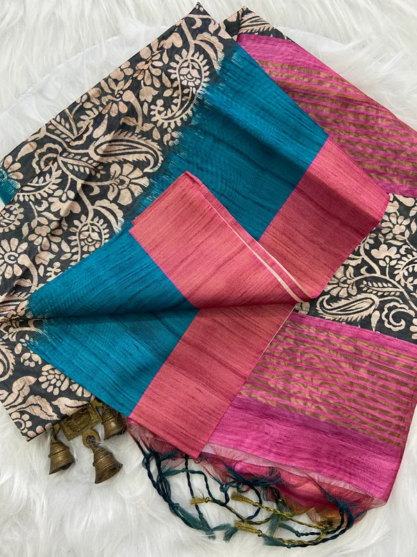 Mirza_Pink_&_Rama_Green_–_Festive_Season_Special_|_Soft_Tussar_Silk_Saree_with_Print,_Border_&_Contrast_Print_Blouse_with_Tassels