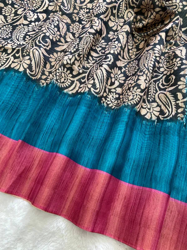 Mirza_Pink_&_Rama_Green_–_Festive_Season_Special_|_Soft_Tussar_Silk_Saree_with_Print,_Border_&_Contrast_Print_Blouse_with_Tassels