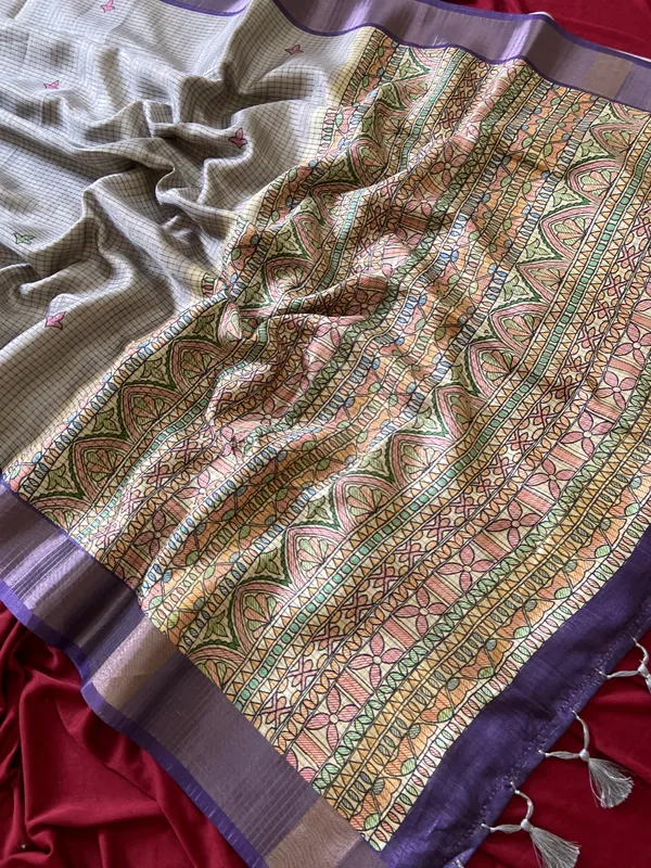 Bindu_Grey_–_Checks_Design_Aesthetic_Edit_for_You_|_Soft_Tussar_Silk_Saree_with_Digital_Print,_Checks_Design_Saree_&_Digital_Print_Blouse_with_Tassels