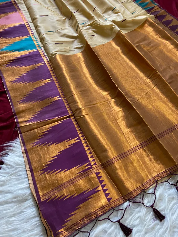 Premium_Soft_Paithani_Silk_sarees_With_Beautiful_Weaving_Pattern_With_Attractive_Rich_Pallu_And_Border_And_Weaving_Blouse_With_Tassels