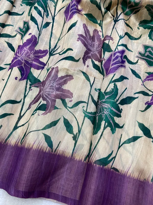 Soft_Tussar_Silk_sarees_with_Beautiful_Digital_Print_With_Attractive_Border_And_Contrast_Print_Blouse_With_Tassels