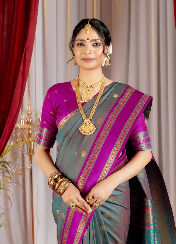 Narayana_Pattu_Narayanpet_Silk_sarees_with_Beautiful_Booti_in_Contrast_Violet-Grey_Shades_With_Attractive_Weaving_Gold_Zari_Design_And_Contrast_Blouse_With_Tassels
