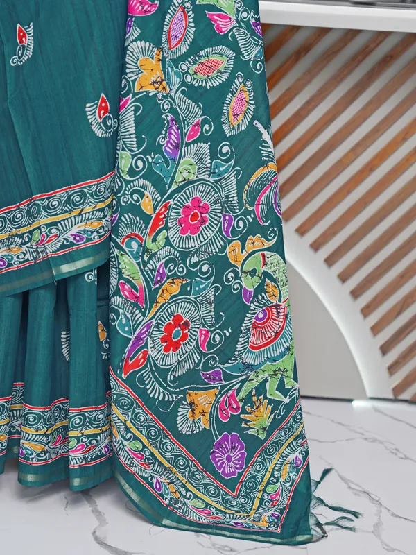 Soft_Tussar_Silk_sarees_with_Beautiful_Digital_Print_With_Attractive_Border_And_Contrast_Print_Blouse_With_Tassels