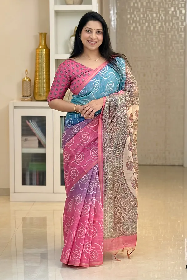 Soft_Semi_Tussar_Silk_sarees_with_Beautiful_Digital_Print_With_Attractive_Border_And_Contrast_Print_Blouse_With_Tassels