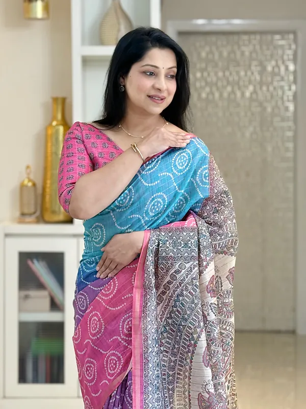 Soft_Semi_Tussar_Silk_sarees_with_Beautiful_Digital_Print_With_Attractive_Border_And_Contrast_Print_Blouse_With_Tassels