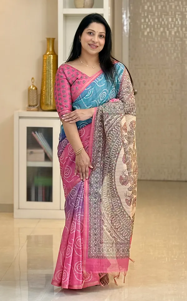 Soft_Semi_Tussar_Silk_sarees_with_Beautiful_Digital_Print_With_Attractive_Border_And_Contrast_Print_Blouse_With_Tassels