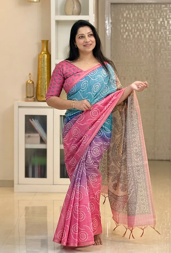 Soft_Semi_Tussar_Silk_sarees_with_Beautiful_Digital_Print_With_Attractive_Border_And_Contrast_Print_Blouse_With_Tassels