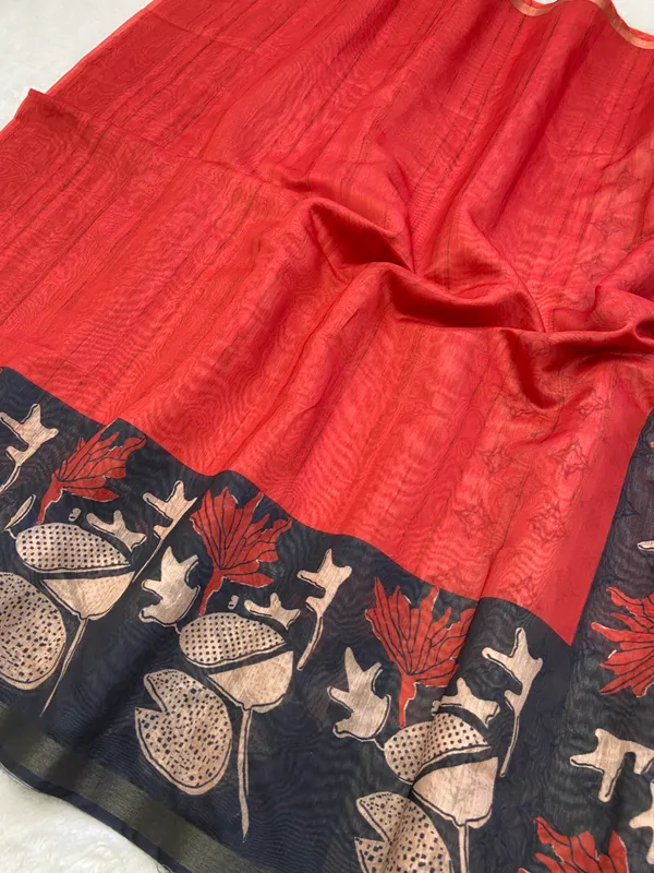 Soft_Chanderi_cotton_sarees_with_Beautiful_Digital_Print_With_Attractive_Zari_Line_Saree_And_Digital_Print_Blouse_With_Tassels