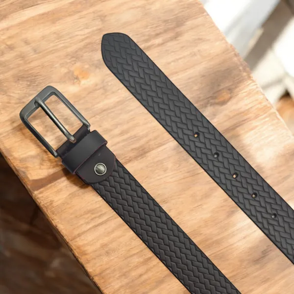 Freacksters_35mm_Brown_Leather_Belt_with_Designer_Pattern_Timeless_Craftsmanship
